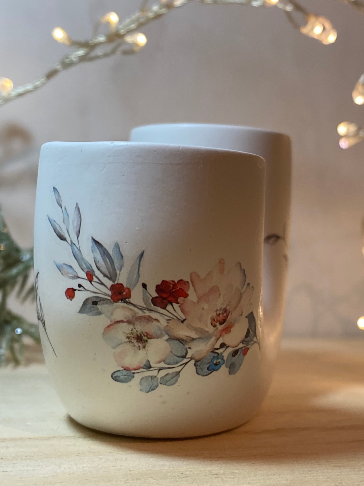 Duo lysestake med blomsterdekor