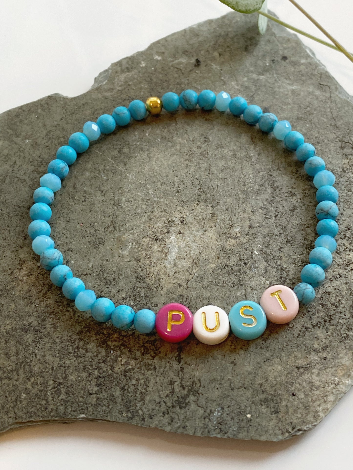 PUST
