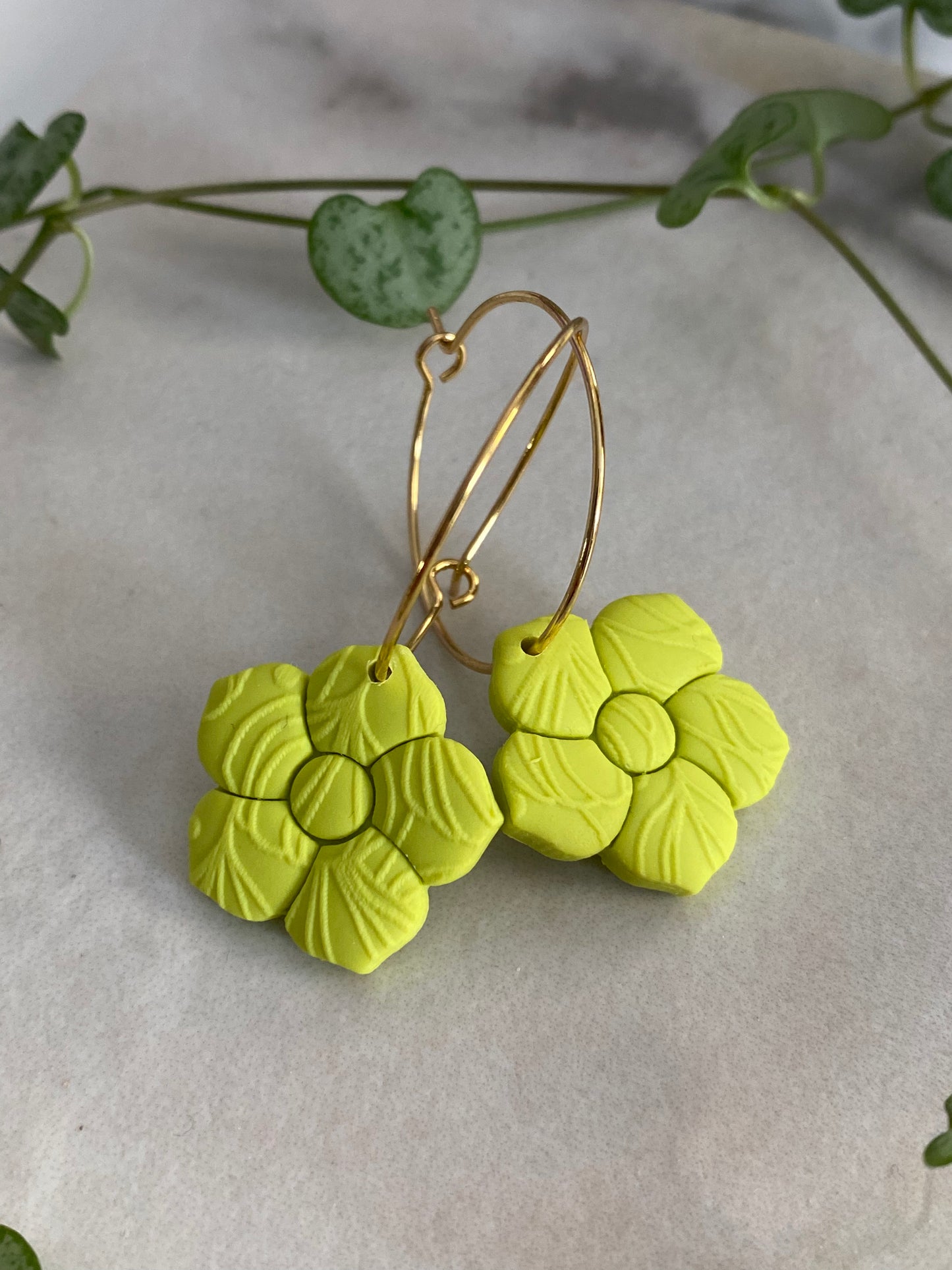 Blomster på ørering