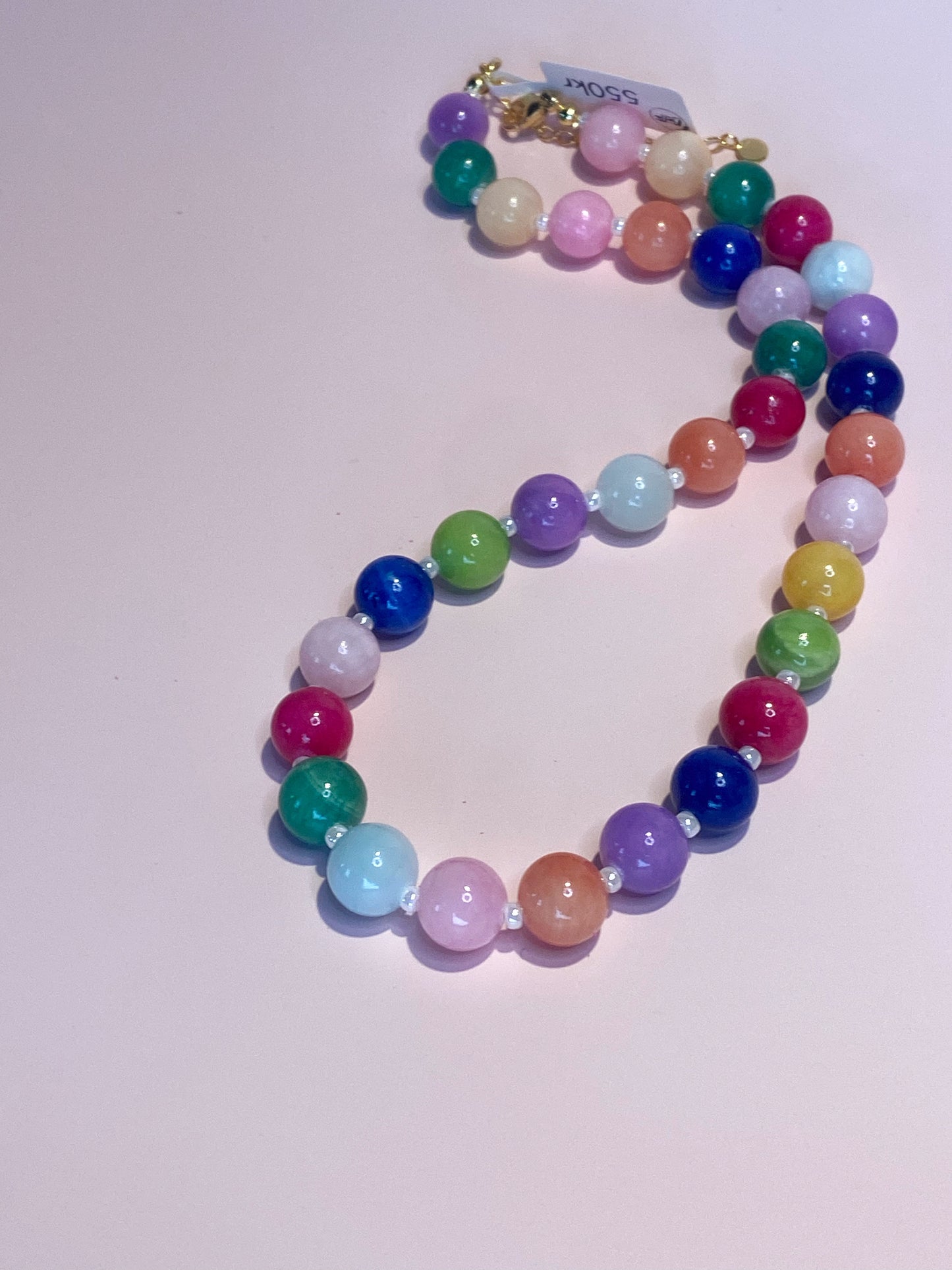 Flerfarget bubbelgum jadekjede